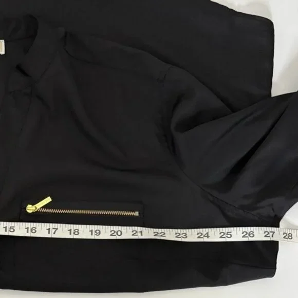 Michael Kors Blouse 2X Zip Pockets V Neck Quiet Luxury Dark Academia Soft Girl - Picture 6 of 12